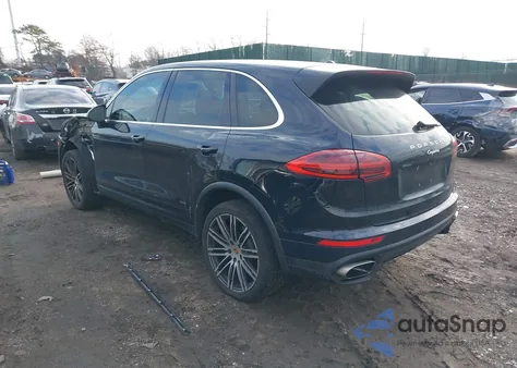 2018 Porsche Cayenne z USA, uszkodzony, nr VIN WP1AA2A27JKA01129